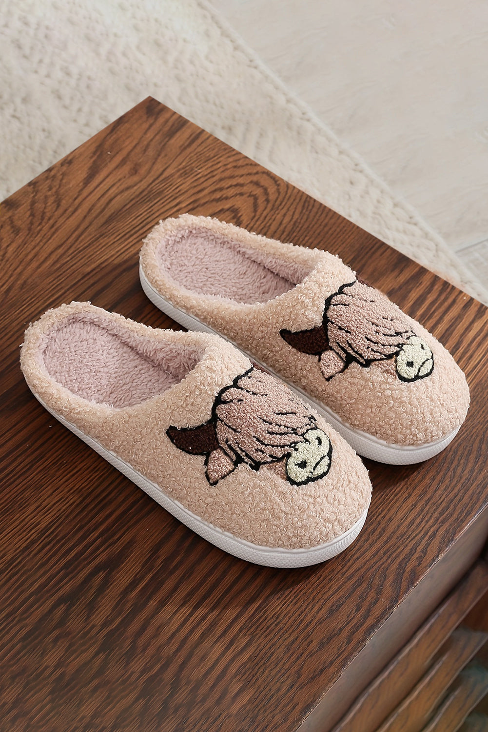 Pantuflas de felpa de animales de dibujos animados de pergamino