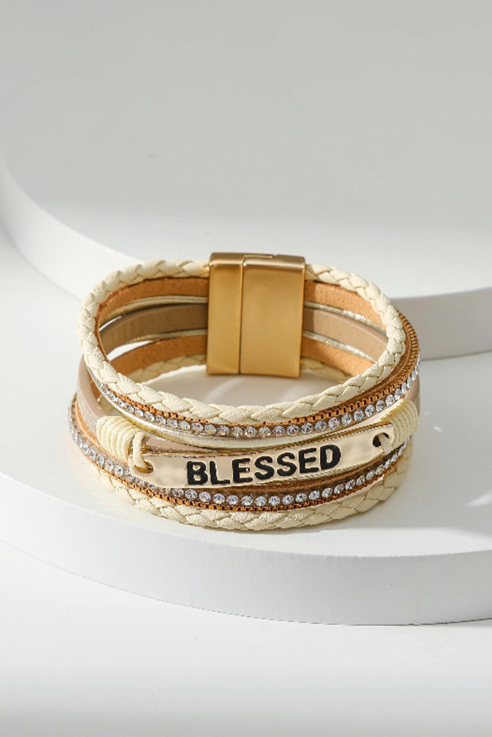 Pulsera beige con hebilla y detalle trenzado de diamantes de imitación BLESSED